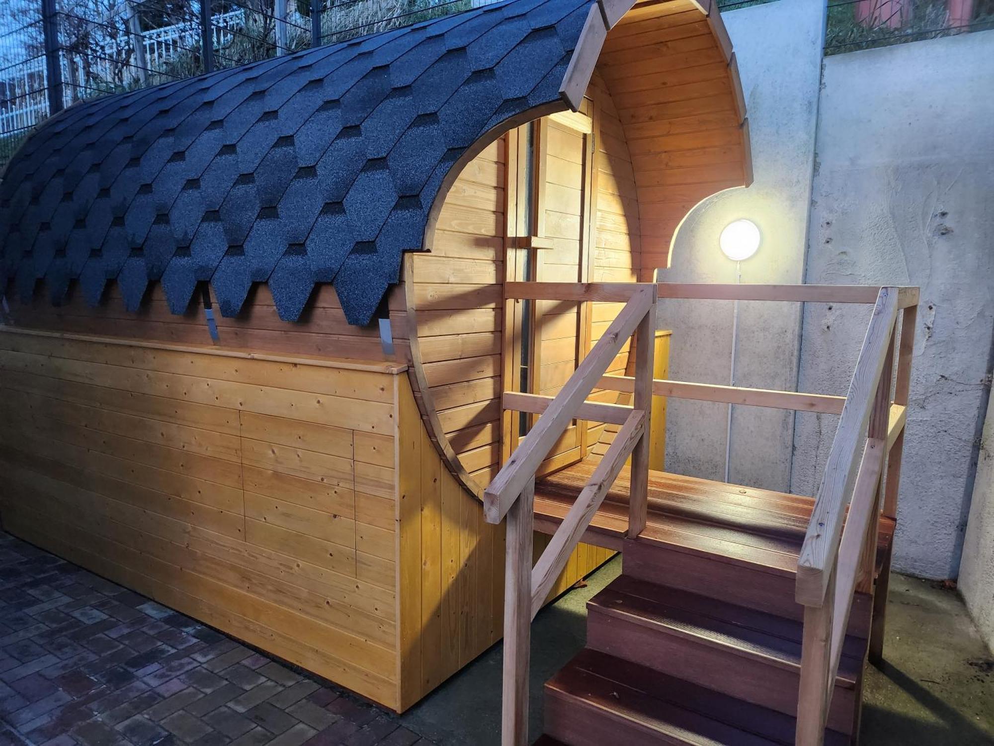 Haus Strandkoerv Mit Fass-Sauna Loddin Ngoại thất bức ảnh