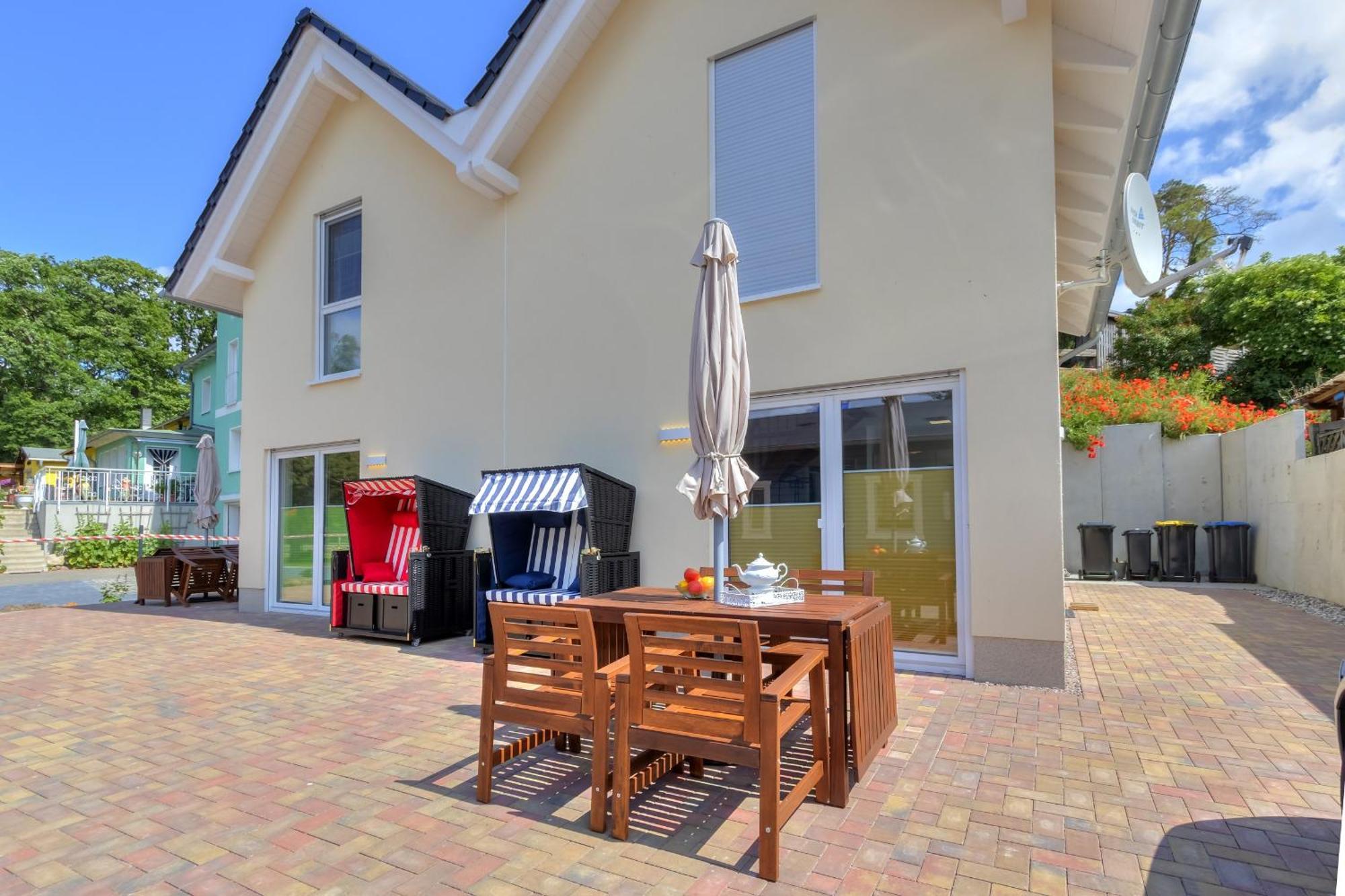 Haus Strandkoerv Mit Fass-Sauna Loddin Ngoại thất bức ảnh