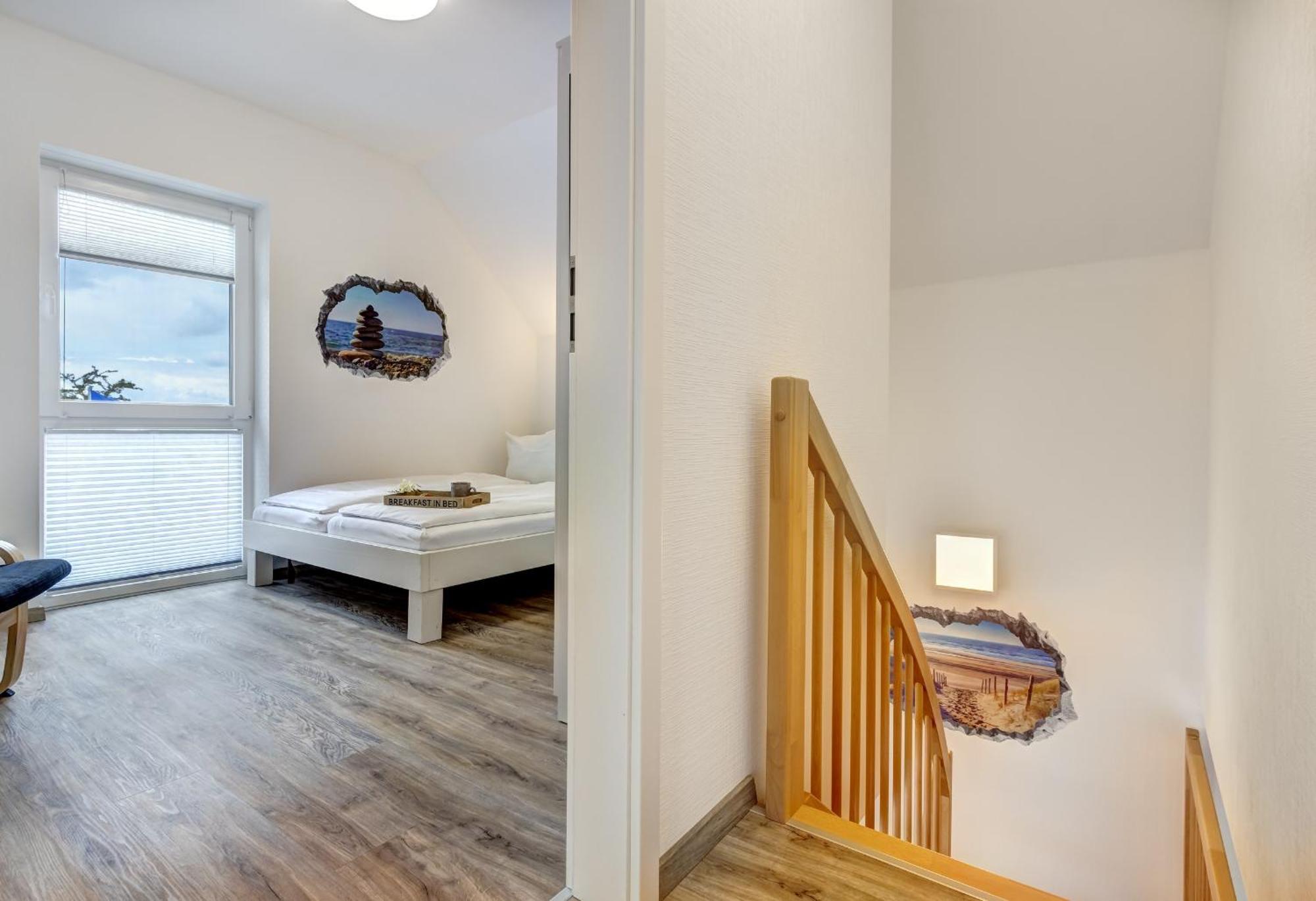 Haus Strandkoerv Mit Fass-Sauna Loddin Ngoại thất bức ảnh
