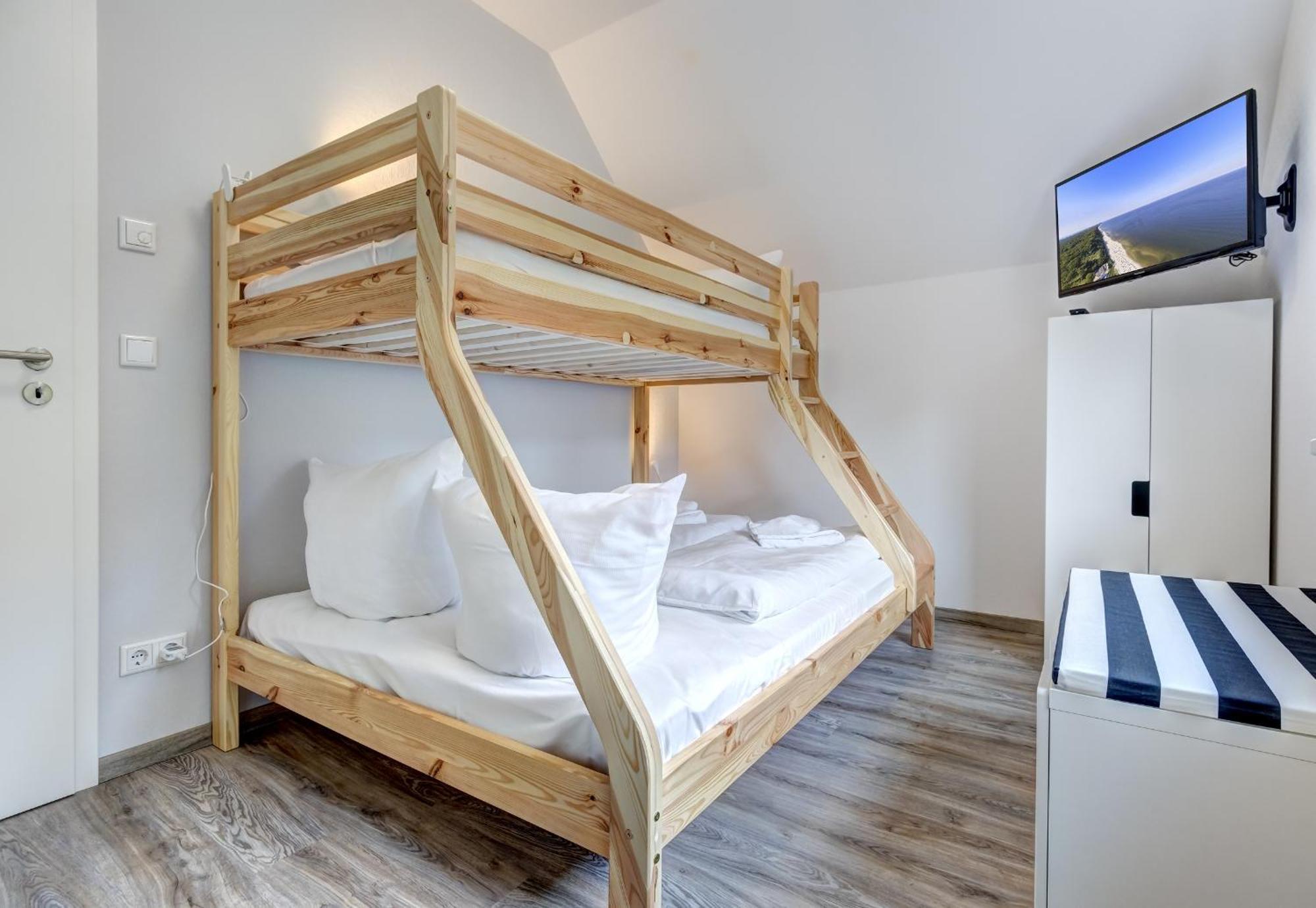 Haus Strandkoerv Mit Fass-Sauna Loddin Ngoại thất bức ảnh