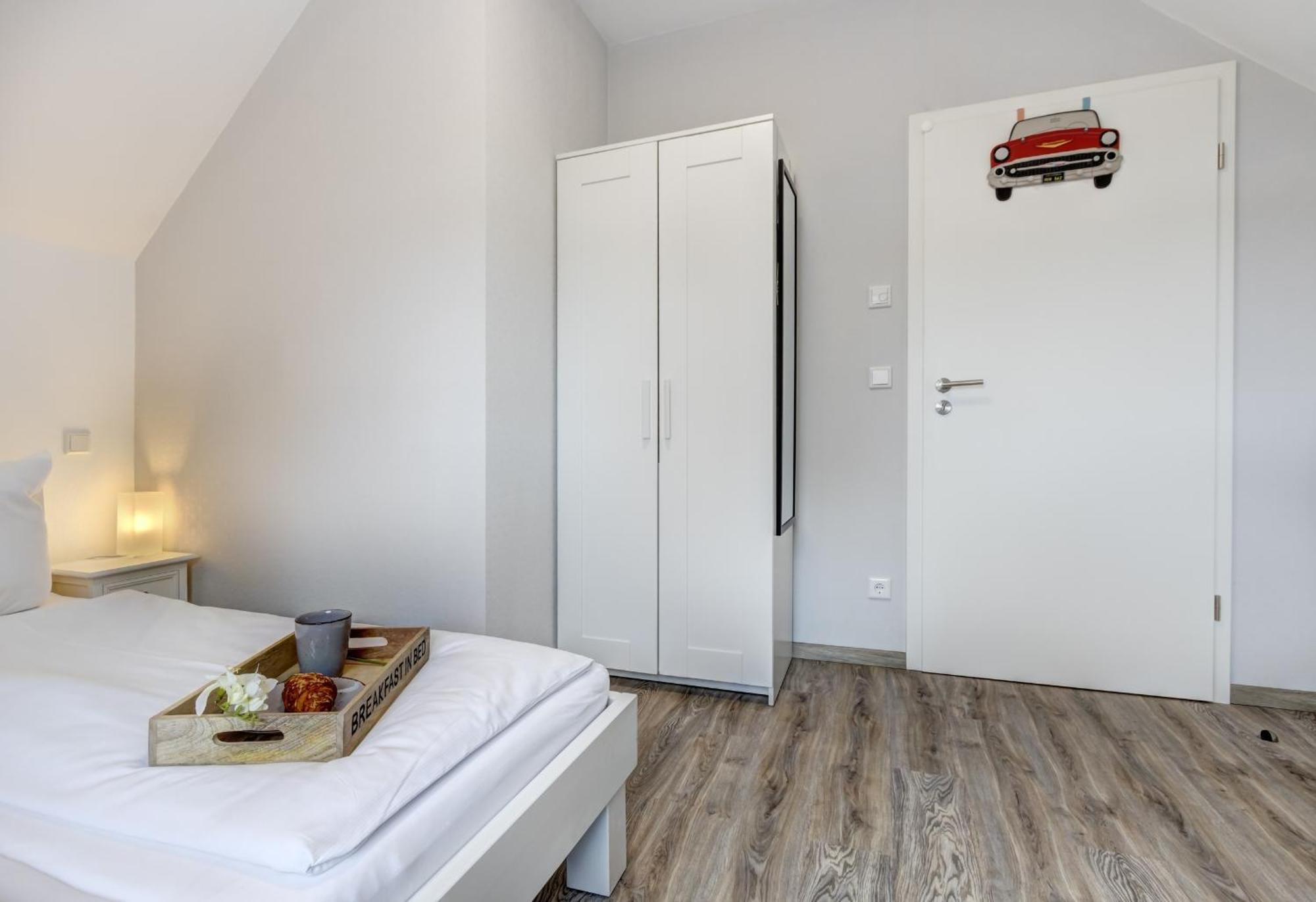Haus Strandkoerv Mit Fass-Sauna Loddin Ngoại thất bức ảnh